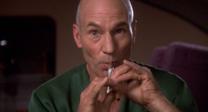 5 Feel-Good Star Trek Episodes That Will Restore Your Faith In Humanity