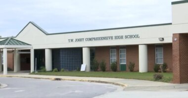 A tradition of service: T.W. Josey Class of 1994 marks 16th year of community Thanksgiving