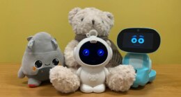 Advocacy groups urge parents to avoid AI toys this holiday season
