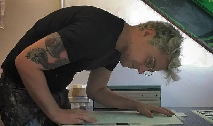 Alasdair MacKay Repair Shop Wikipedia, Age, Wife, Family |