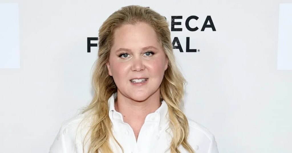 Amy Schumer Deletes Pre-Weight Loss Photos From Social Media: 'No Reason!'