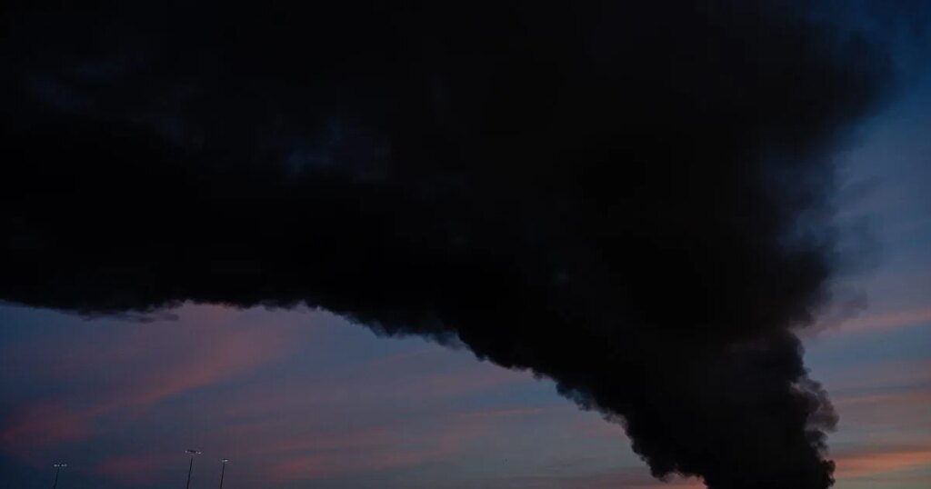 At least 12 dead after engine fell off UPS plane that crashed in Kentucky, igniting large blaze