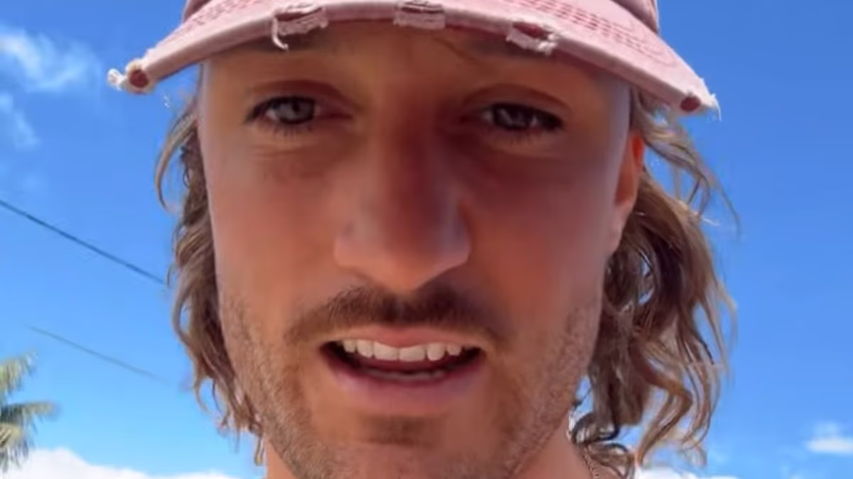 Aussie reality TV star stabs himself on worksite