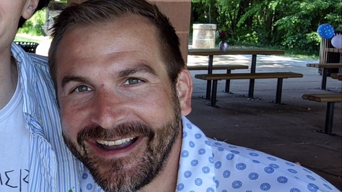 CEO's glittering career implodes after first-class trip to Hawaii