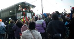 CSX Santa Train passes through Kingsport, spreads holiday cheer