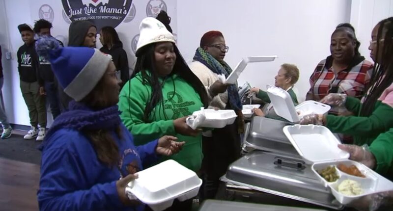 Chicago-area Thanksgiving meals: Beloved Maywood restaurant Just Like Mama's feeding community as it fights to keep doors open