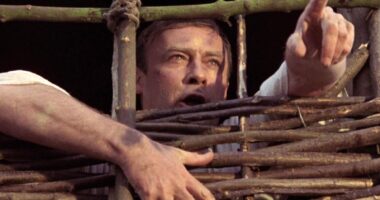 Classic Horror Movies That Hold Up Better Than Their Remakes