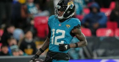 Coen: Too early to decide Travis Hunter's future as a two-way player