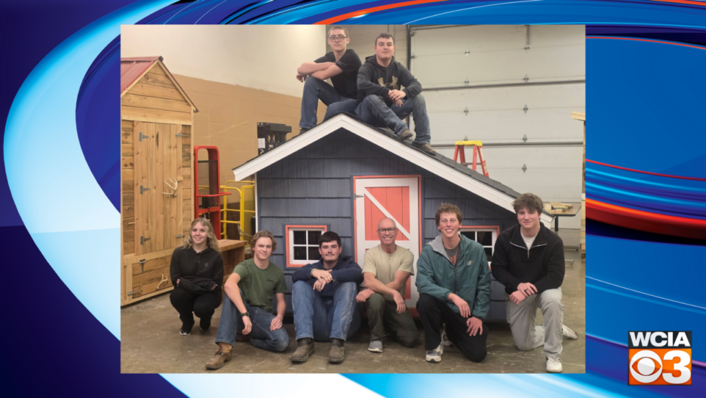 Danville’s Festival of Trees rings in the holiday season