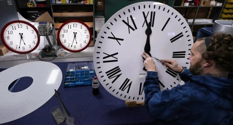 Daylight saving time: These states want to stop changing the clocks