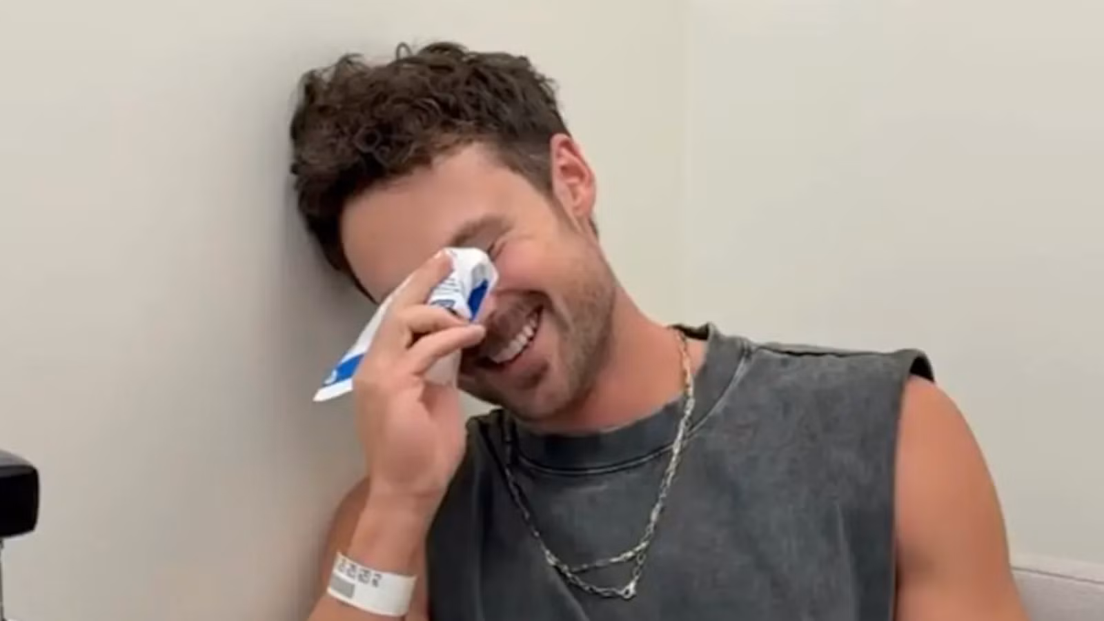Dylan Efron Breaks His Nose While Rehearsing For DWTS