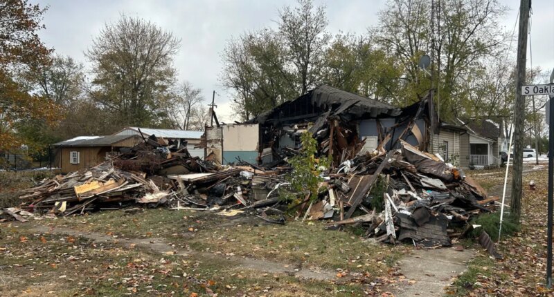 Firefighters save veteran’s service flag in Ashmore house fire