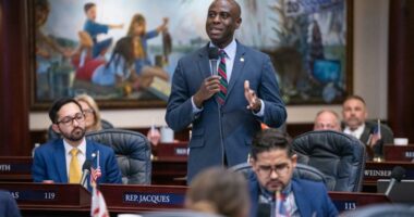 Florida bill would require every business to use E-Verify to certify employment eligibility