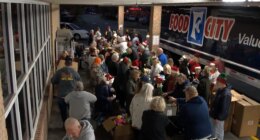 Food City donates $20K to Santa Train Project during annual packing party