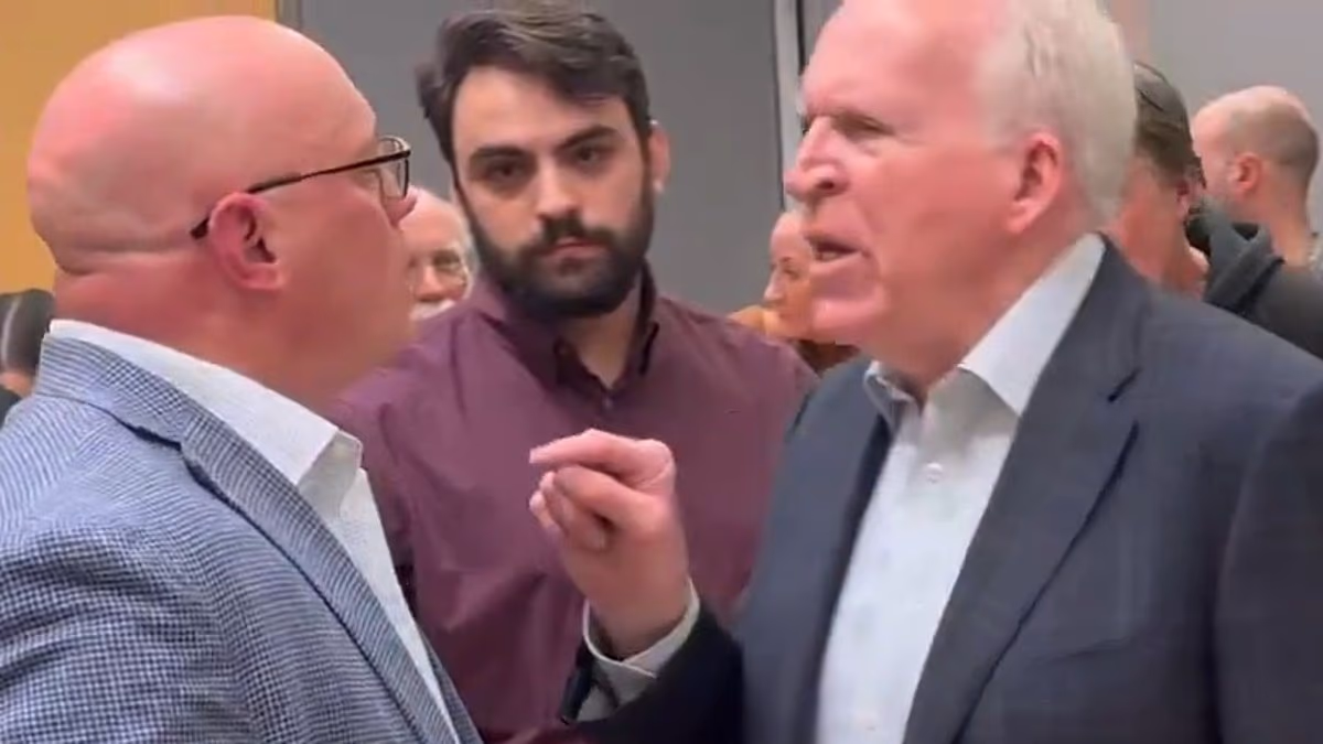 Former CIA director lashes out about Hunter Biden's laptop