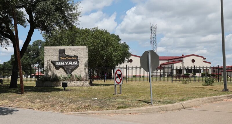 Former TV anchor heads to same prison as Ghislaine Maxwell after $63M COVID fraud conviction