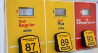 Gas prices drop below $3 per gallon, lowest since 2021