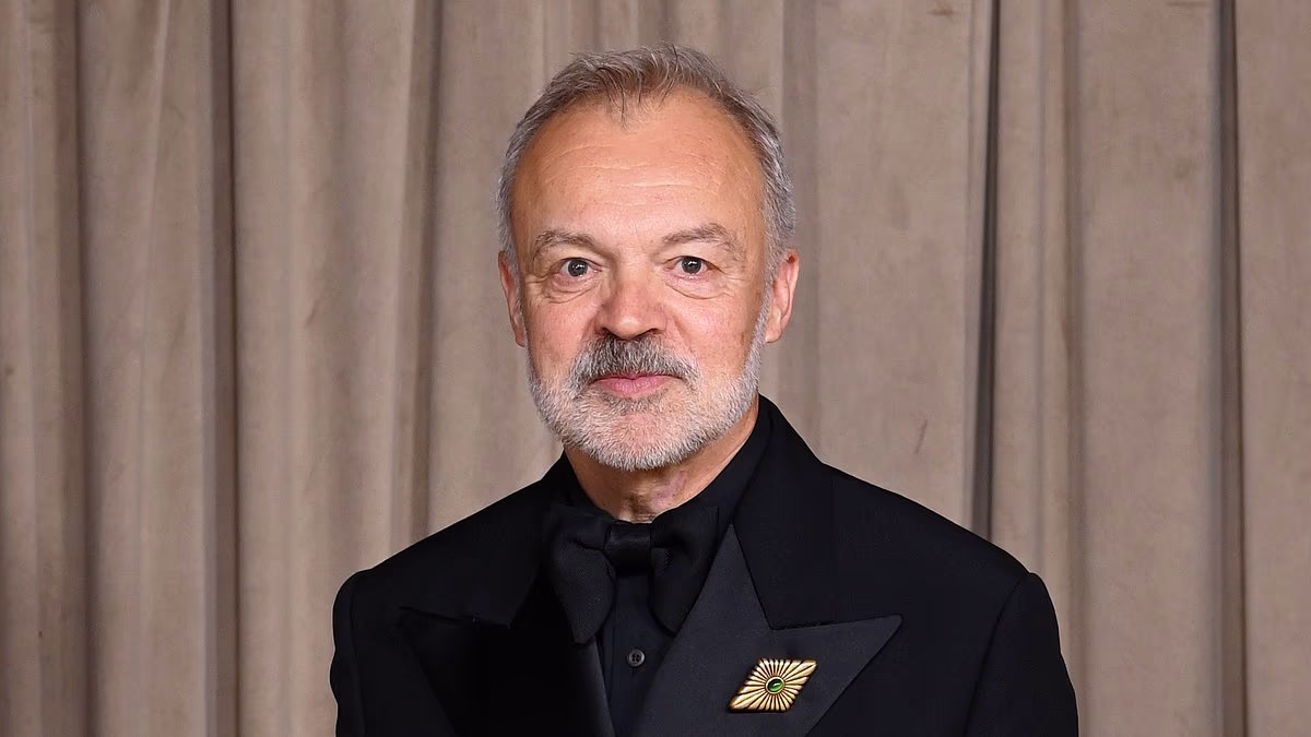 Graham Norton shares health update after shoulder replacement surgery