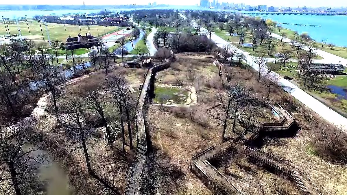 Haunting photos show abandoned Michigan zoo as demolition begins