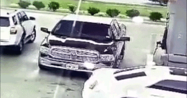 Holiday crime fears grow as ‘jugging’ thieves target shoppers carrying cash and gifts: ‘Only a matter of time’