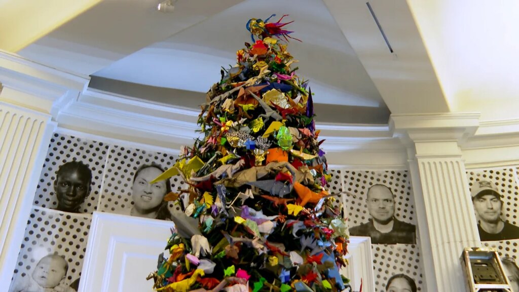 The Origami Holiday Tree stands at the American Museum of Natural History, Thursday, Nov. 13, 2025, in New York. (AP Photo/Joe Frederick)