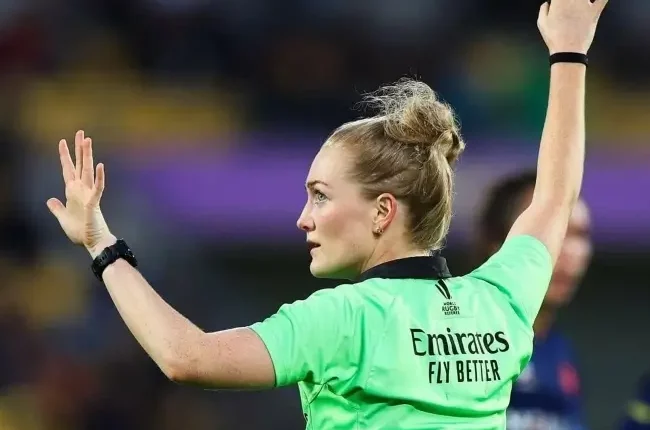 Hollie Davidson Referee Partner, Married, Parents, Salary, Net Worth |