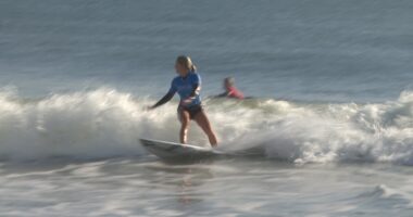 Jacksonville's Lanea Mons makes waves at Super Girl Surf Pro finale
