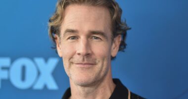 James Van Der Beek auctioning off memorabilia from 'Dawson's Creek,' 'Varsity Blues' to pay medical bills