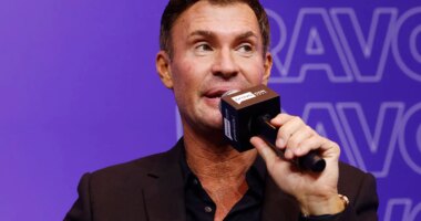 Jeff Lewis' tone-deaf SNAP joke quietly removed from Peacock as fans call on Bravo to part ways with the 'Flipping Out' star