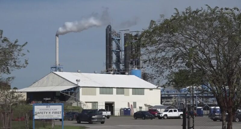 Judge remains undecided on whether to certify Murray Hill odor lawsuit as class-action case