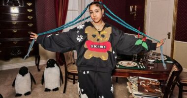 KIM KARDASHIAN FEATURES DAUGHTER NORTH WEST IN NEW SKIMS HOLIDAY CAMPAIGN