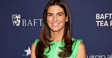 Kaitlan Collins' Odd Fashion Detail Hints At Growing Ego (& One Of The Trumps Would Approve)