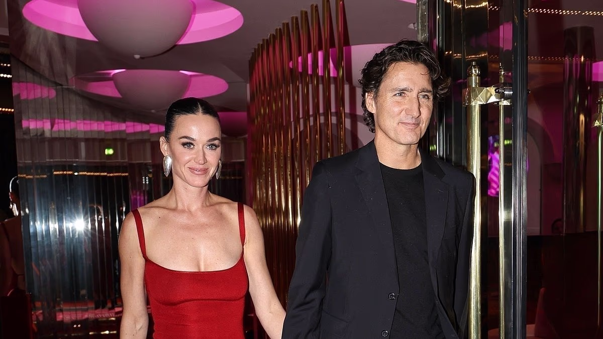 Katy Perry sends fans wild with latest tattoo amid new romance