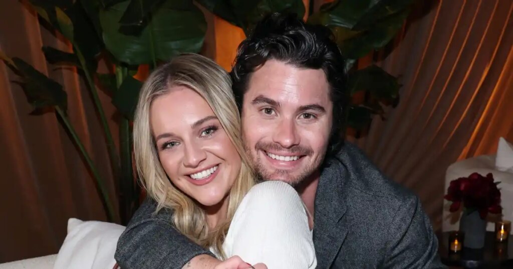 Kelsea Ballerini and Chase Stokes Are Back Together Following Split