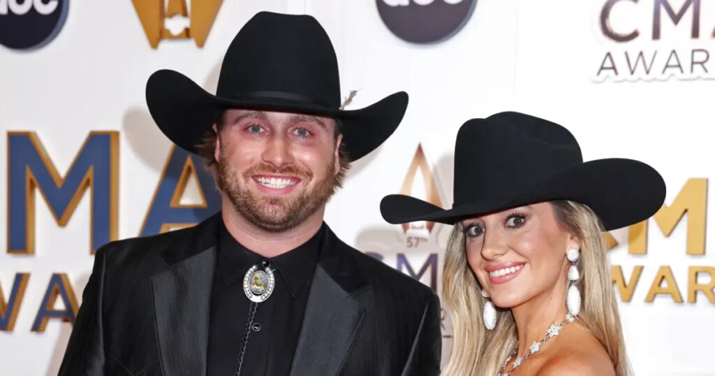 Lainey Wilson and Fiance Duck Hodges’ Complete Relationship Timeline