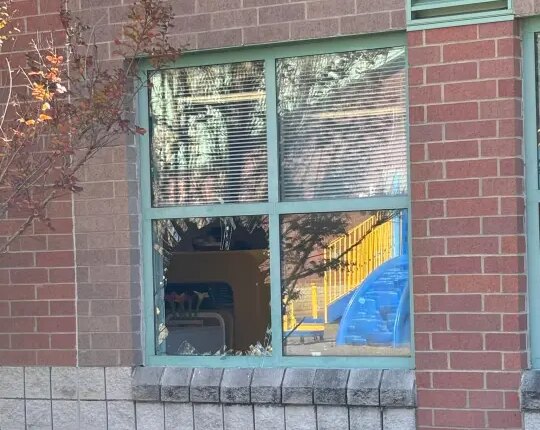 Man arrested for attempted kidnapping at S.C. school after breaking classroom window