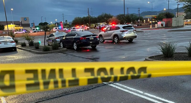 Man fatally shot, woman and children in critical condition after Arizona shootout