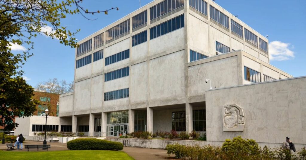 Man stabs wife, kills her dog in domestic violence incident