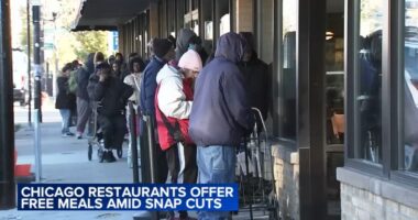 Manny's Deli in Chicago's South Loop among those offering free family meals to SNAP recipients affected by government shutdown