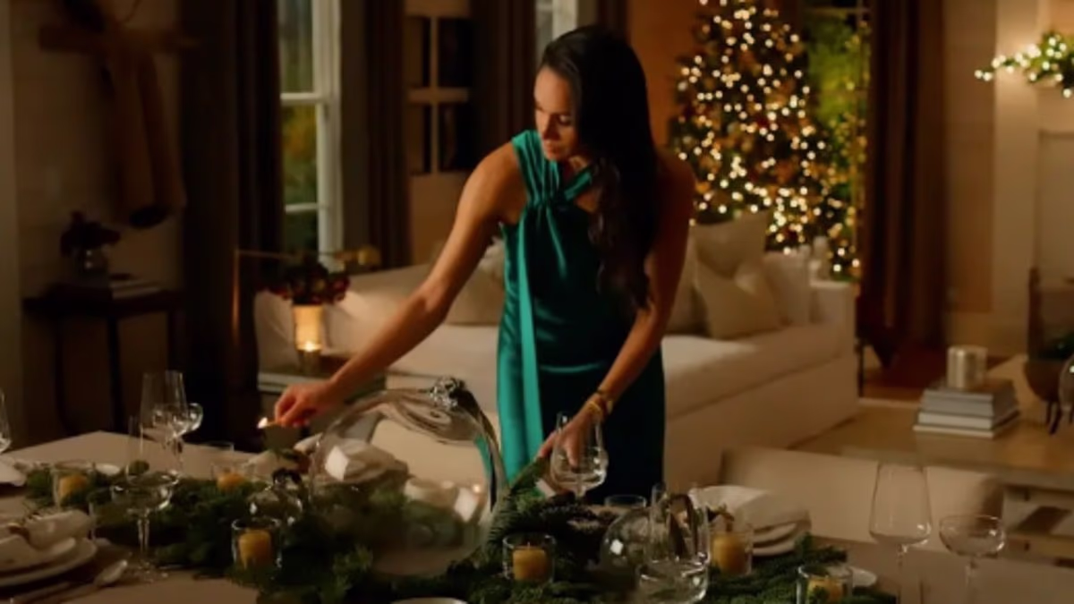 Meghan accused of keeping dress from photoshoot and re-wearing it