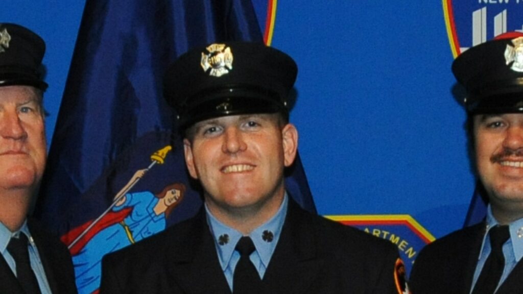 NYC firefighter dies after battling all-hands blaze on Brooklyn rooftop