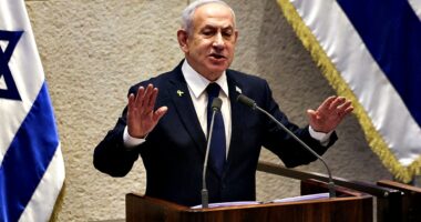 Netanyahu requests pardon from Israeli president, after Trump letter urging clemency