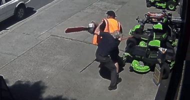 A staggering nine out of 10 retail employers in Victoria fear for the safety of their staff.