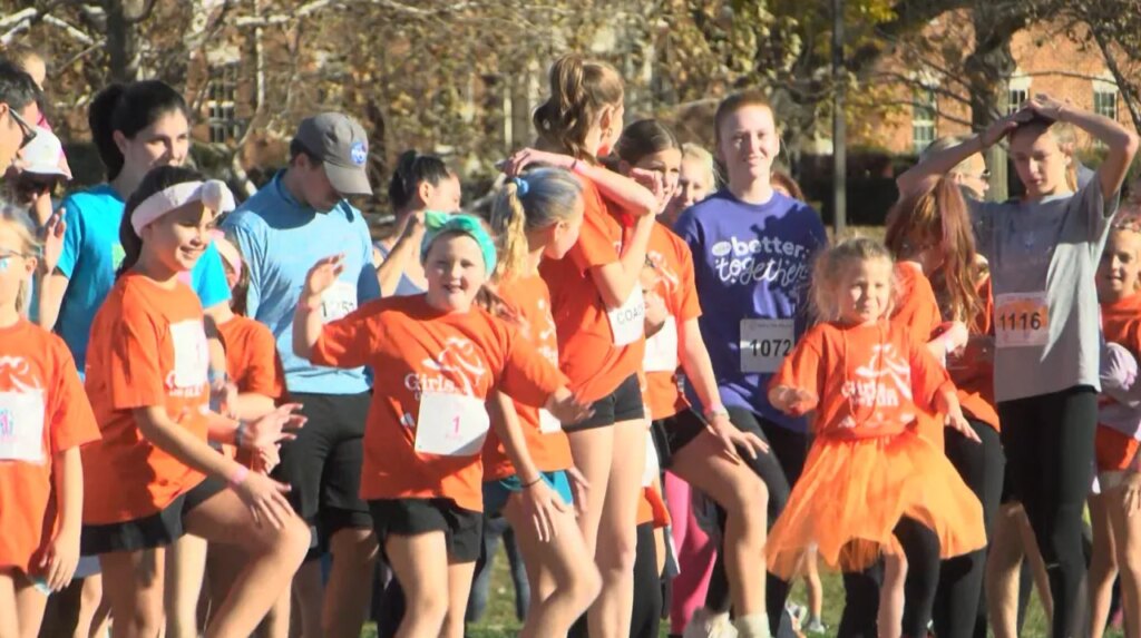 Over 1,000 runners participate in Girls on the Run seasonal 5K