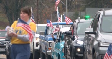 PHOTOS: Veterans Day parades around the region