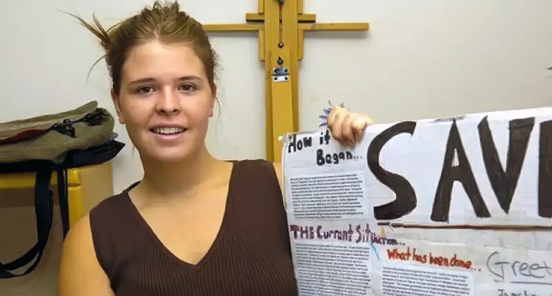 Parents of Kayla Mueller ask President Trump to bring daughter's remains home from Syria in letter