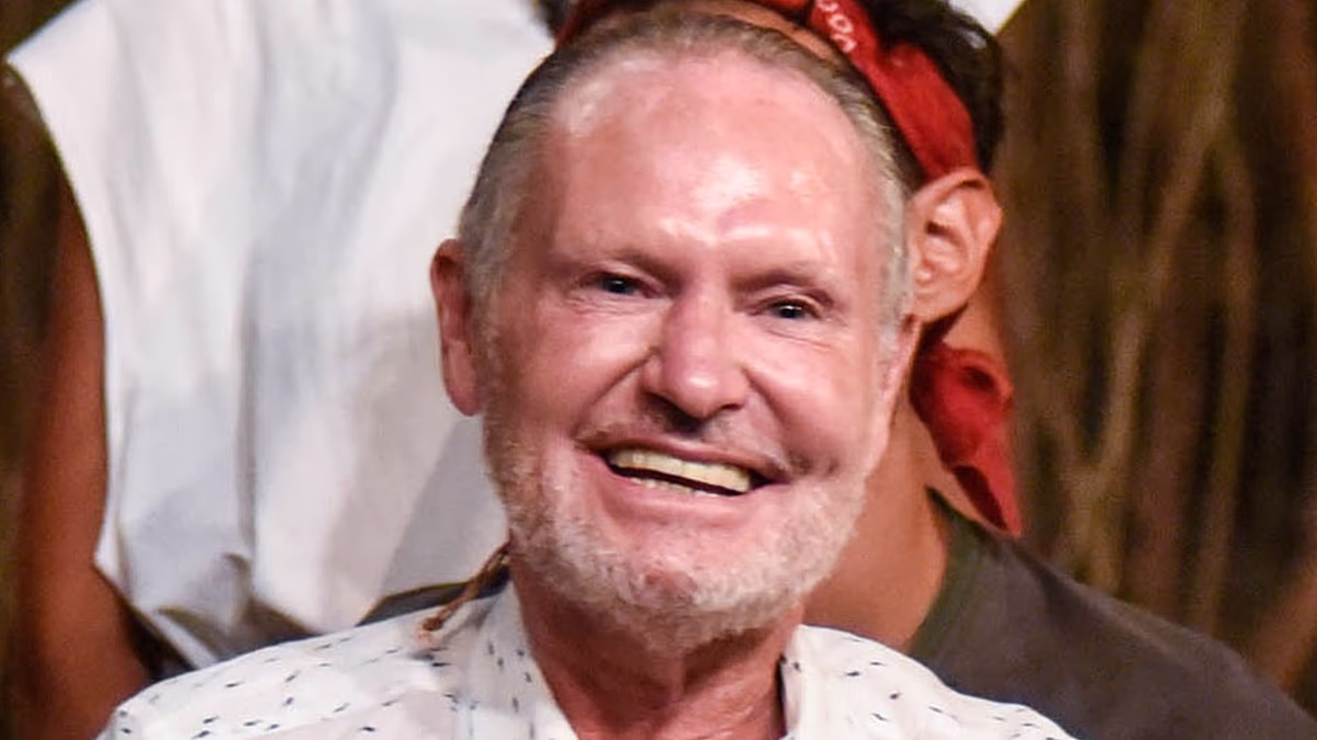Paul Gascoigne 'popped' his dislocated shoulder back