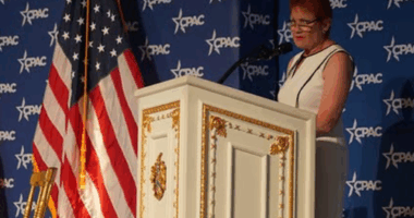 Pauline Hanson has bemoaned Australia and lauded US President Donald Trump ﻿during a speech at his Mar-a-Lago resort in Florida.