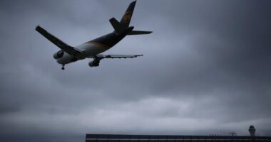 Plane crashes in Kentucky, near Louisville International Airport