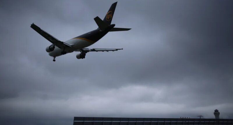 Plane crashes in Kentucky, near Louisville International Airport